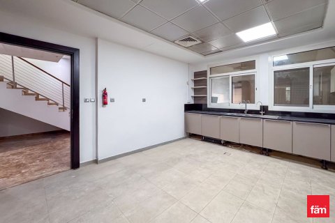 Maison de ville à louer à Dubai, EAU 4 chambres, 277.2 m2 № 682163 - photo 15