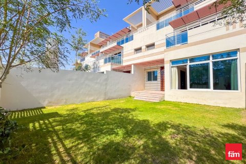 Rijtjeshuis in Dubai, VAE 4 slaapkamers, 277.2 vr.m. nr 682163