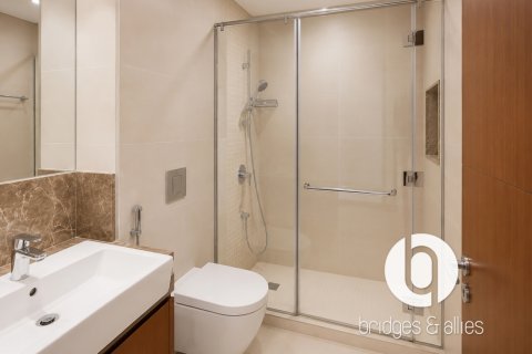 Apartment til leje i The Hills, Dubai, UAE 3 soveværelser, 166 kvm № 723331 - foto 15