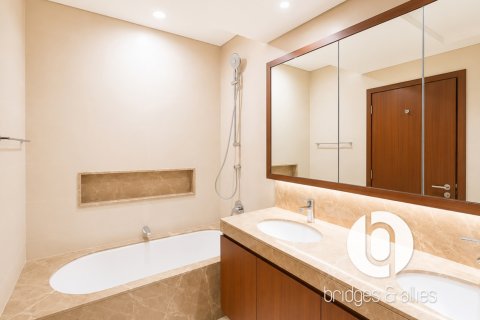 Apartment til leje i The Hills, Dubai, UAE 3 soveværelser, 166 kvm № 723331 - foto 25