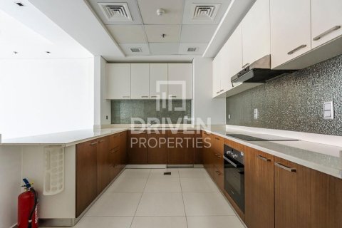Apartment til leje i Umm Al Sheif, Dubai, UAE 2 soveværelser, 114.92 kvm № 757315 - foto 8