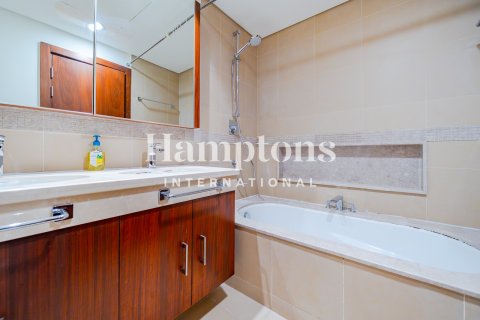 דירה להשכרה ב Downtown Dubai (Downtown Burj Dubai), Dubai, איחוד האמירויות  3 חדרי שינה, 165.38963672 מ"ר, מספר 659593 - תמונה 17