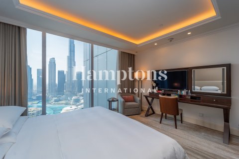 Apartamento para arrendamento em Downtown Dubai (Downtown Burj Dubai), Dubai, EAU 2 quartos, 146.78674000 m2 № 659592 - foto 18