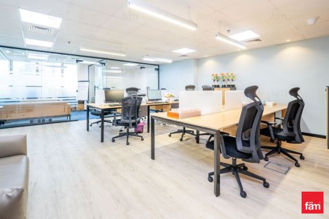Üürile anda kontor asukohaga Dubai, AÜE: 118 m² Nr 703796 - pilt 2