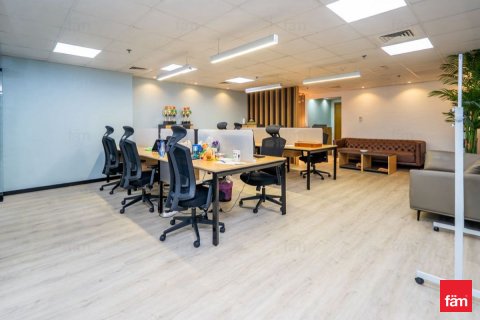 Üürile anda kontor asukohaga Dubai, AÜE: 118 m² Nr 703796 - pilt 3