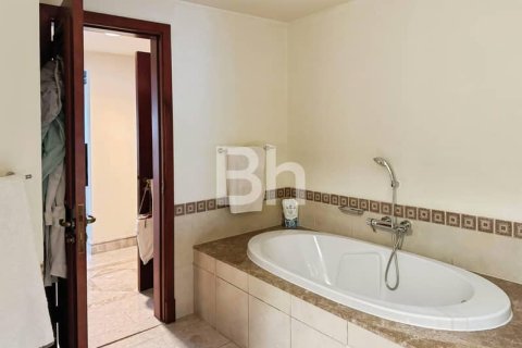 Apartamento en alquiler en Palm Jumeirah, Dubai, EAU 4 dormitorios, 334 m2 № 645271 - foto 18