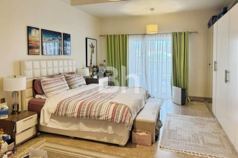 Apartamento en alquiler en Palm Jumeirah, Dubai, EAU 4 dormitorios, 334 m2 № 645271 - foto 11