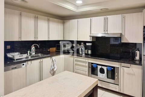 Apartament do wynajęcia w Palm Jumeirah, Dubai, ZEA 4 sypialnie, 334 mkw., nr 645271 - zdjęcie 9