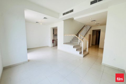 Villa i Reem, Dubai, UAE 3 soveværelser, 307.2 kvm № 704015