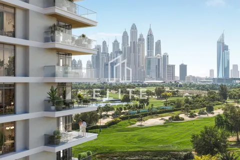 Apartment til salg i Dubai, UAE 3 soveværelser, 179 kvm № 646575 - foto 2