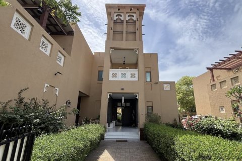 Вілла в Al Furjan, Дубай, ОАЕ 5 спалень, 422м2 № 751305