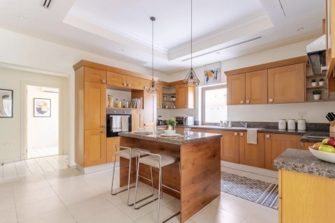 Huvila Al Furjan, Dubai, Arabiemiraatit 5 makuuhuonetta, 422 m2 № 751305 - kuva 4