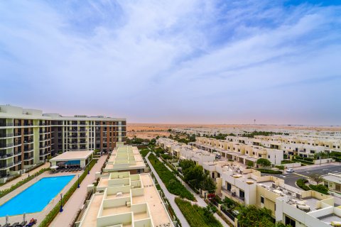 Apartment in Dubai, UAE 2 bedrooms, 104 sq.m. № 751304 - photo 15