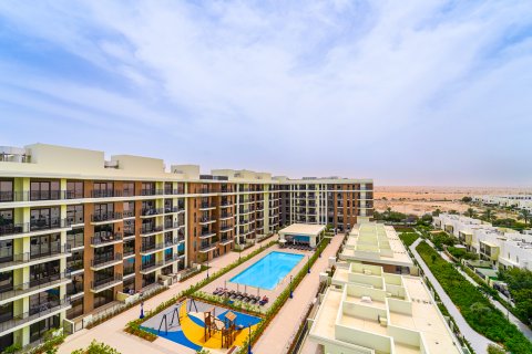Apartment in Dubai, UAE 2 bedrooms, 104 sq.m. № 751304 - photo 12
