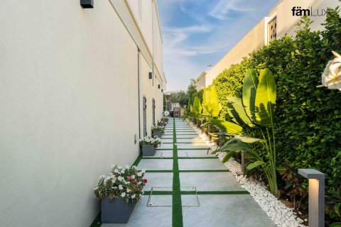 Vila u gradu Tilal Al Ghaf, Dubai, UAE 4 spavaće sobe, 432 m2 Br. 692846 - Slika 23