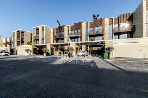 Villa til leje i Jumeirah, Dubai, UAE 3 soveværelser, 552 kvm № 654868 - foto 10