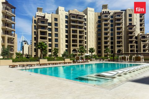 Apartman u gradu Umm Suqeim, Dubai, UAE 2 spavaće sobe, 103.5 m2 Br. 701395 - Slika 23