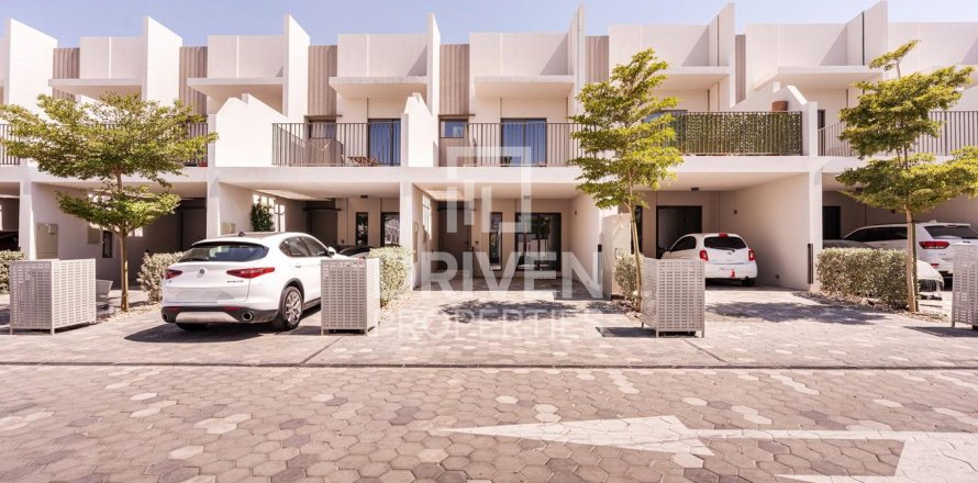 خانه شهری در Mohammed Bin Rashid City، Dubai ، امارات متحده عربی 2 خوابه ، 133.78 متر مربع.  شماره 744800