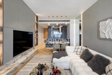 Apartment in Jumeirah Beach Residence, Dubai, UAE 2 bedrooms, 108.42 sq.m. № 744753 - photo 4
