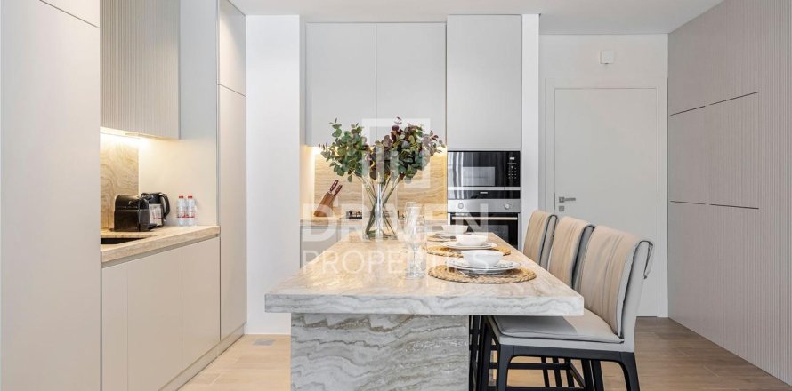 Lägenhet i Jumeirah, Dubai, UAE 1 sovrum, 75.53 kvm Nr. 744754