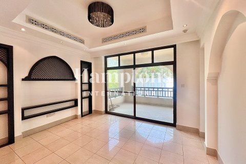 Üürile anda korter asukohaga Downtown Dubai (Downtown Burj Dubai), AÜE: 2 magamistoaga, 138.61127600 m² Nr 715539 - pilt 11