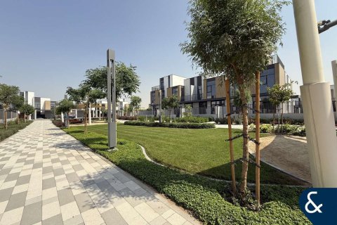 וילה להשכרה ב Mudon, Dubai, איחוד האמירויות 4 חדרי שינה, 266 מ"ר, מספר 667929 - תמונה 10