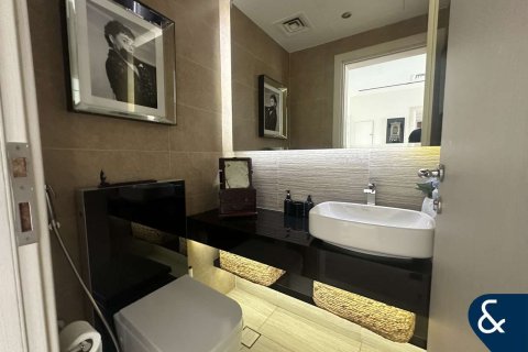 Villa in Meadows, Dubai, UAE 4 bedrooms, 589 sq.m. № 667921 - photo 3