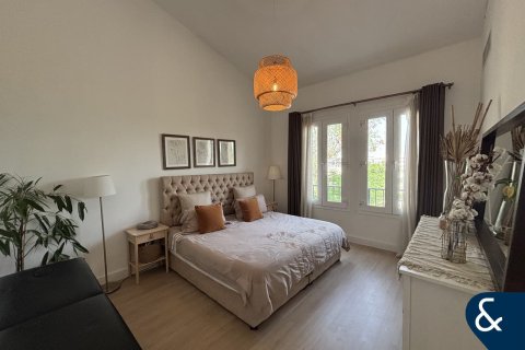 Vila u gradu Dubai Investment Park, UAE 4 spavaće sobe, 375 m2 Br. 667930 - Slika 19