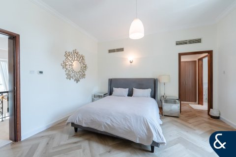 Vila v Jumeirah Islands, Dubai, SAE 4 ložnice, 492 m² Č.: 667918 - fotografie 22