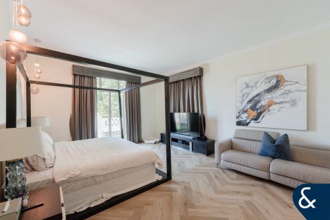 Vila v Jumeirah Islands, Dubai, SAE 4 ložnice, 492 m² Č.: 667918 - fotografie 28