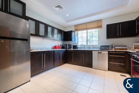 Vila v Jumeirah Islands, Dubai, SAE 4 ložnice, 492 m² Č.: 667918 - fotografie 15