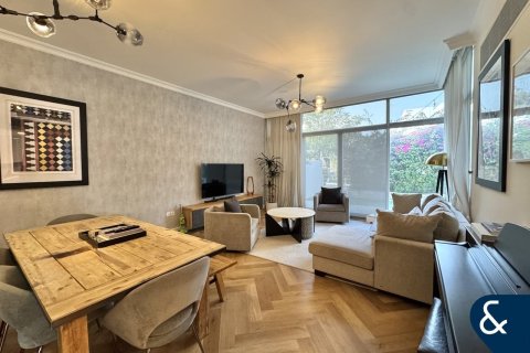 Vila u Mudon, Dubai, UAE 242 m2, 4 spavaćih soba Br. 667920