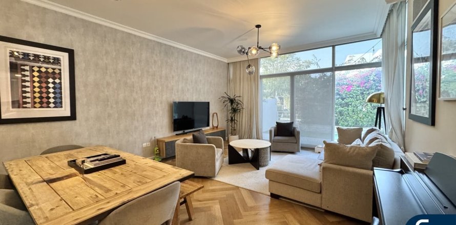 Villa i Mudon, Dubai, Emiratene 4 soverom, 242 kvm nr. 667920