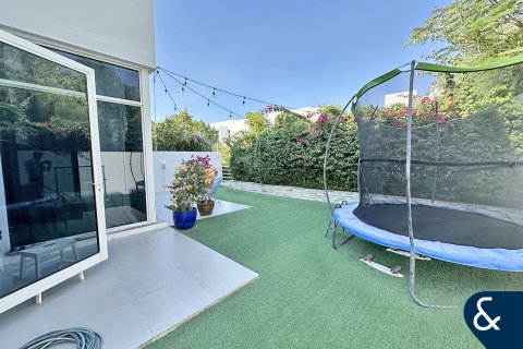 Βίλα σε Mudon, Dubai, ΗΑΕ 4 υπνοδωμάτια, 310 τ.μ. Αρ. 667920 - φωτογραφία 4