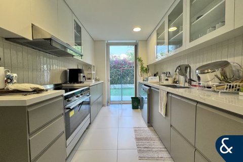 Villa til leie i Mudon, Dubai, Emiratene 4 soverom, 242 kvm Nr. 667920 - Foto 14