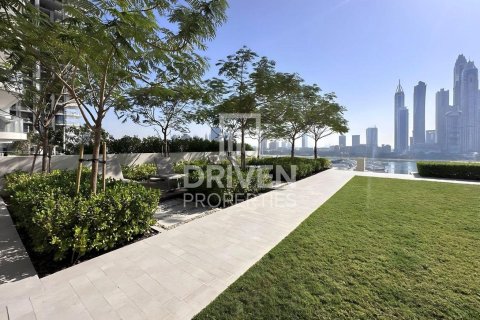 Пәтер Dubai Harbour, Дубай, БАӘ-да 2 жатын бөлмелер, 111.39 м² № 746125 - фото 15