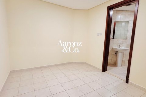 Apartment in Jumeirah Beach Residence, Dubai, UAE 4 bedrooms, 320 sq.m. № 739075 - photo 15