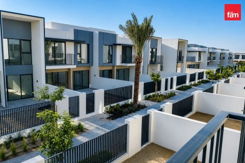 Dubai, संयुक्त अरब अमीरात में टाउनहाउस, 3 बेडरूम, 195.1 वर्ग मीटर, संख्या 739089 - फ़ोटो 4