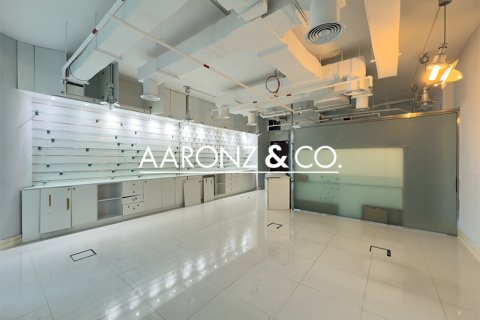 Зняти в оренду офіс в Бизнес-Бэй, Дубай, ОАЕ 59м2, № 686677 - фото 4