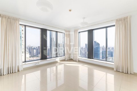 Apartment in Downtown Dubai (Downtown Burj Dubai), Dubai, UAE 1 bedroom, 98.11 sq.m. № 743013 - photo 4
