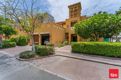 Vila v Al Furjan, Dubai, SAE 3 ložnice, 600 m² Č.: 632821 - fotografie 1