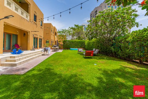 Vila v Al Furjan, Dubai, SAE 3 ložnice, 600 m² Č.: 632821 - fotografie 4