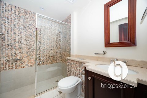 Apartamento en alquiler en Old Town, Dubai, EAU 1 dormitorio, 112 m2 № 705566 - foto 21