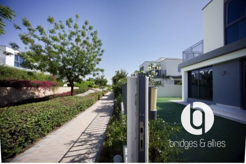 Villa zur Miete in Dubai Hills Estate, Dubai, VAE 4 Schlafzimmer, 311 m2 Nr. 705567 - Foto 17