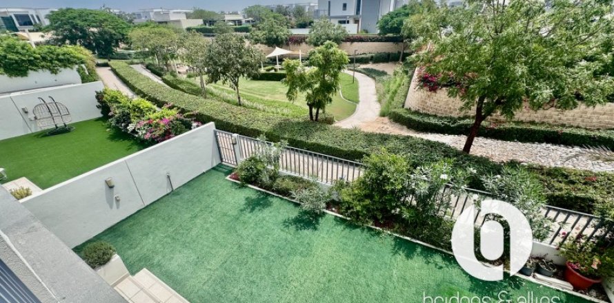 Dubai Hills Estate, UAE의 빌라 침실 4개, 311제곱미터 번호 705567