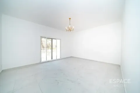 Willa do wynajęcia w Meadows, Dubai, ZEA 4 sypialnie, 373 mkw., nr 738185 - zdjęcie 7