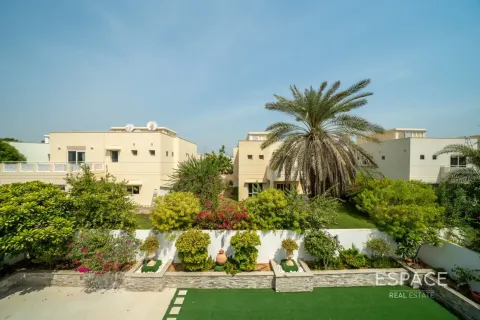Willa do wynajęcia w Meadows, Dubai, ZEA 4 sypialnie, 373 mkw., nr 738185 - zdjęcie 14