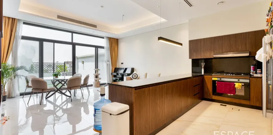 Villa in Al Furjan, Dubai, VAE: 3 Schlafzimmer, 203 m2 Nr. 738181