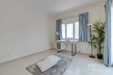 Vila u Meadows, Dubai, UAE 3 spavaćih soba, 287 m2 Br. 738180 - fotografija 12