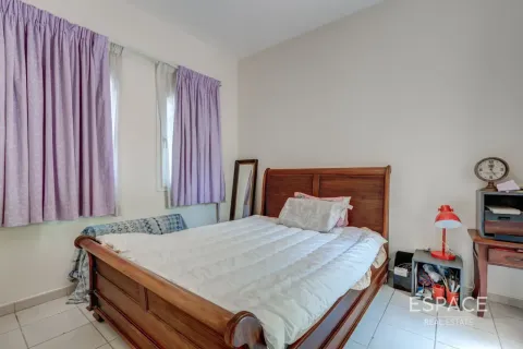 Vila u Meadows, Dubai, UAE 3 spavaćih soba, 287 m2 Br. 738180 - fotografija 13